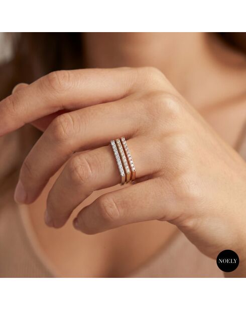 Gouden ring van Déborah in roségoud en synthetische diamanten