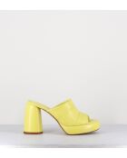 Erika02 Sandale aus gelbem Leder mit 9 cm Absatz