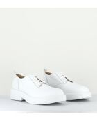 E2761 witte leren derby's