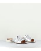 Pantoletten Dahlia13 aus silberfarbenem Leder