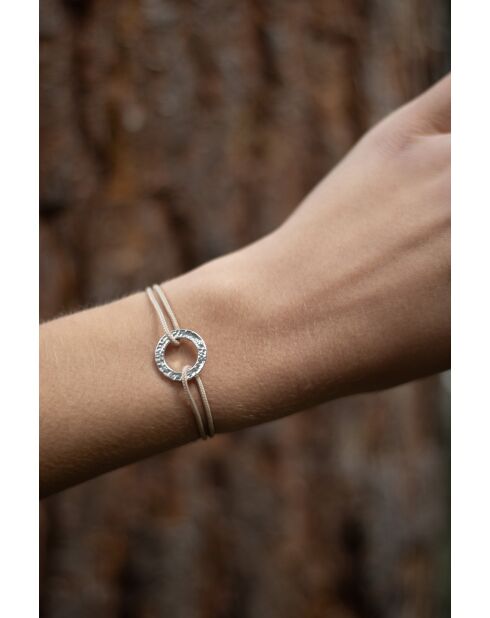 Bracelet Cercle plat plaqué argent martelé/beige