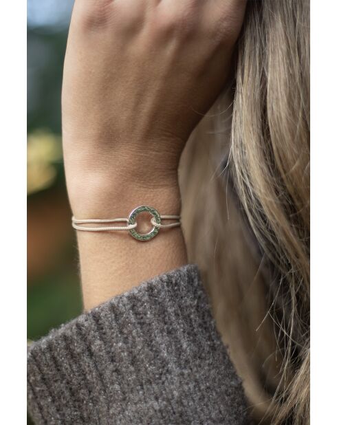 Flaches Kreis-Armband aus gehämmertem Silber/Dunkelgrün