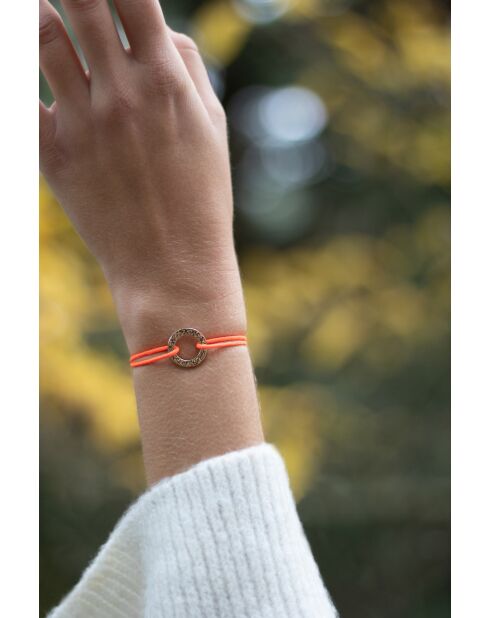 Gehämmertes/orangevergoldetes flaches Kreisarmband