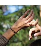 Platte schakelarmband van 16 mm gehamerd goud/zwart