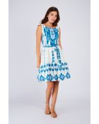 Weiß/blaues Pyrenäenkleid