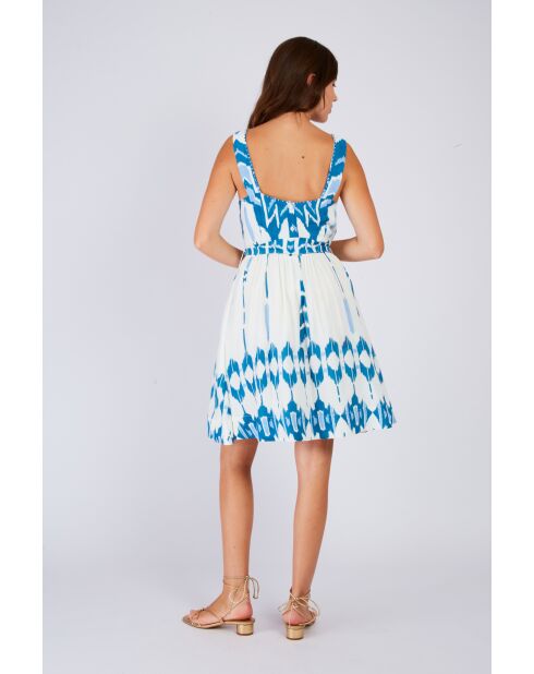 Weiß/blaues Pyrenäenkleid