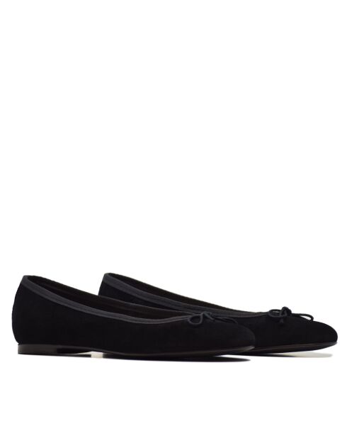 Zwarte suède ballerina's van Mariane
