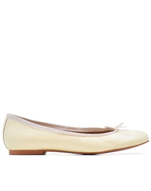 Beige leren ballerina's van Mariane