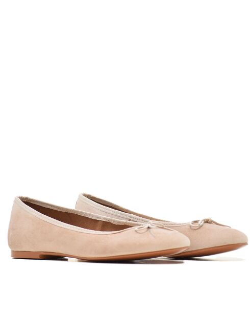 Naakte suède ballerina's van Mariane