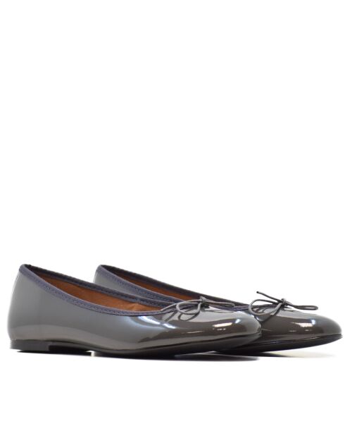 Ballerines en cuir vernis Mariane grises