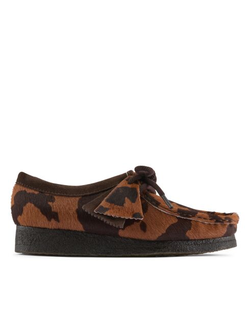 Bruine schoenen met koeienprint van Wallabee