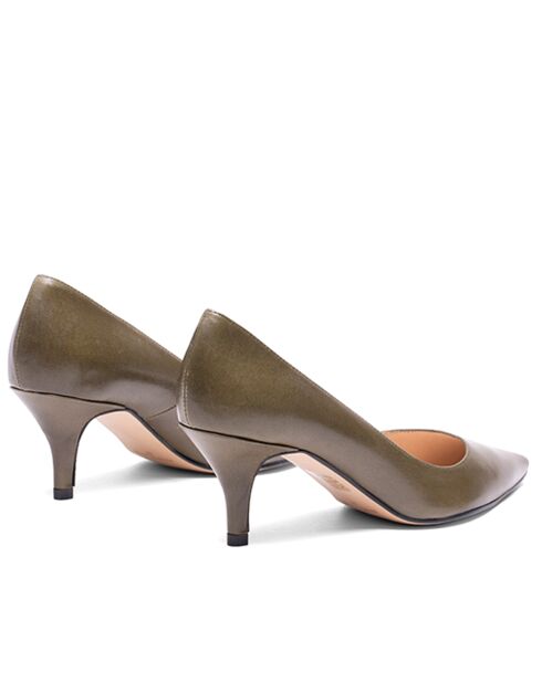 13370 Pompe in nappa verde oliva