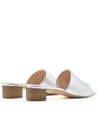 CA-462 muiltjes met hak van zilverkleurig metallic leer