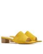 CA-462 gelbe Absatzpantolette aus Veloursleder