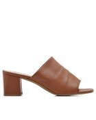 CA-1943 Bruine leren muiltjes met hak