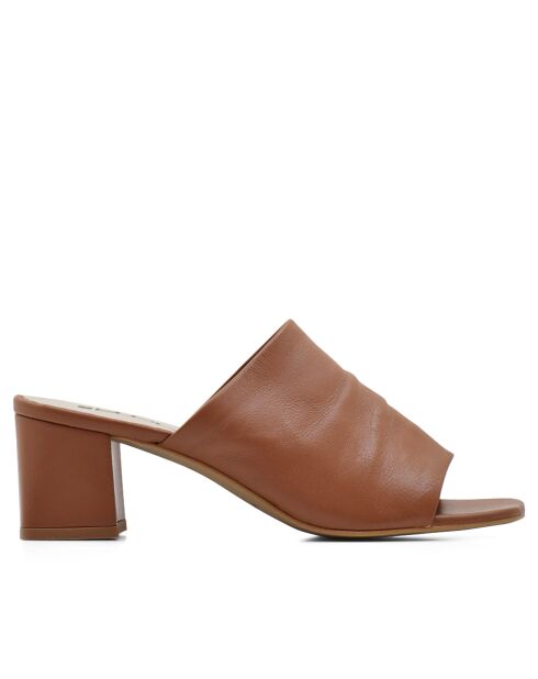 CA-1943 Bruine leren muiltjes met hak