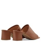 CA-1943 Bruine leren muiltjes met hak