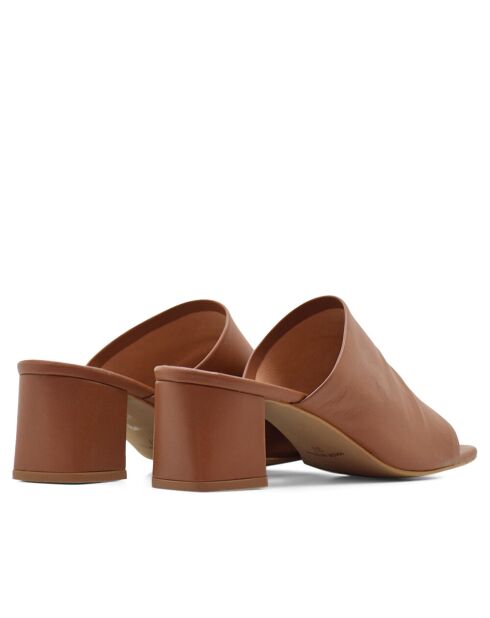 CA-1943 Bruine leren muiltjes met hak