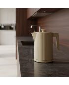 Beiger Wasserkocher aus gestreiftem Polypropylen, 1,7 l