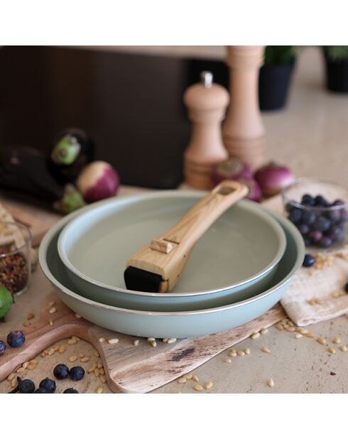 Set de 2 sartenes colorama de aluminio con mango de celadón - 22/26 cm