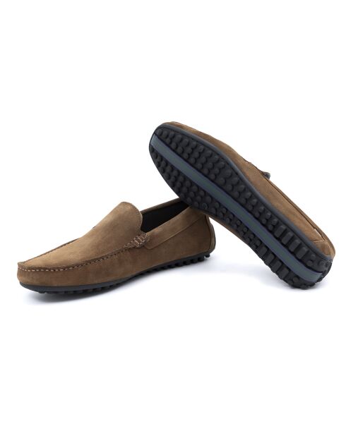 Halbbraune Halbschuhe aus Veloursleder