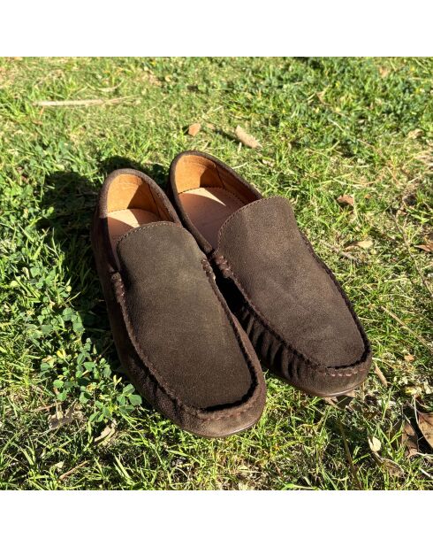 Braune Mokassins Italis aus Veloursleder