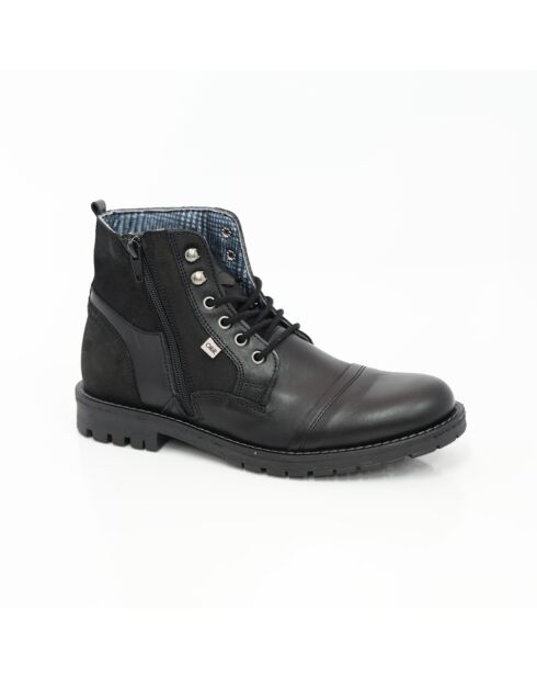 Schwarze Stiefel aus Veloursleder und Leder von Torvel