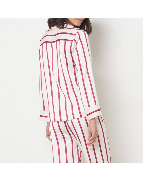 Monic shirt gedrukt op een witte achtergrond