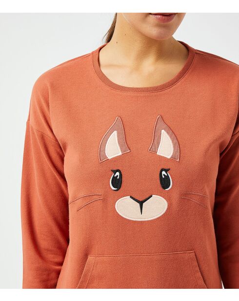 Big T Nance Nachthemd aus rotem Backstein