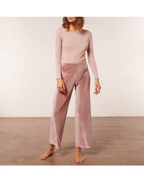 Beiges Oberteil Victory