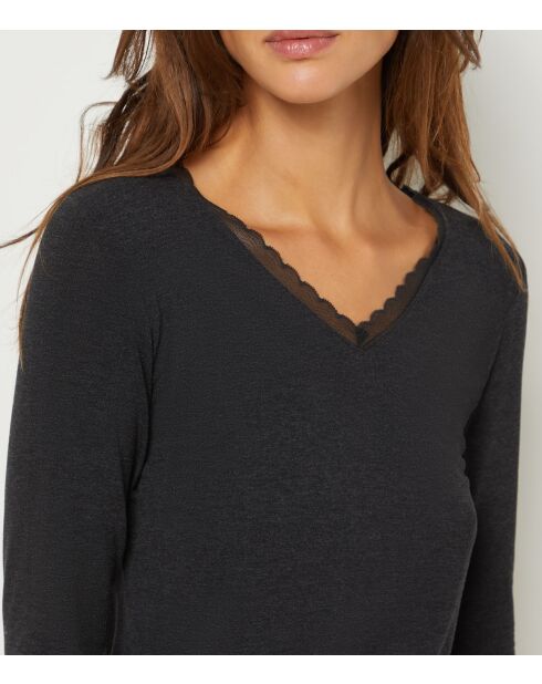 Warm Me Up T-shirt in antraciet met kant