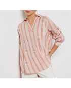 Figurgraue Bluse mit pinkem Hintergrunddruck