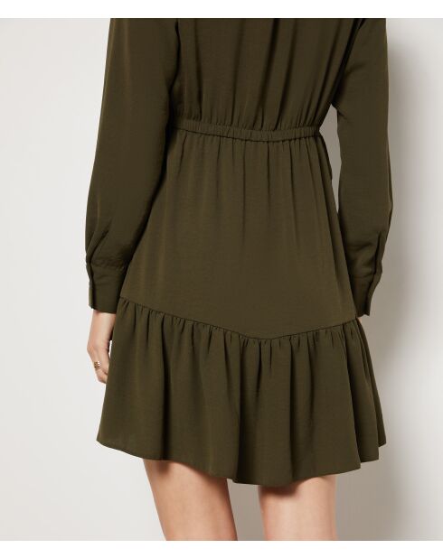 Un abito color oliva color kaki Pepy