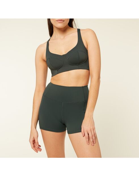 Stärkerer, tannengrüner Bügel-BH