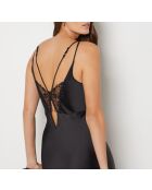 Schwarzes Schmetterlings-Nachthemd