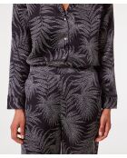 Nailea-broek gedrukt op een zwarte achtergrond