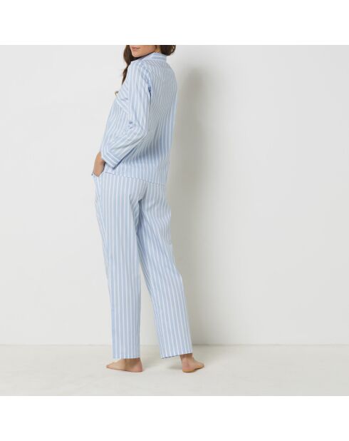 Himmelblaues Kapuzinerhemd