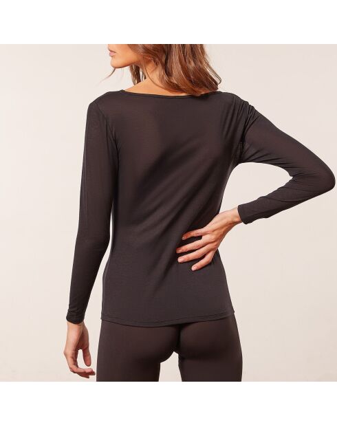 Camiseta Black Victory