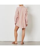 Figurgraue Bluse mit pinkem Hintergrunddruck