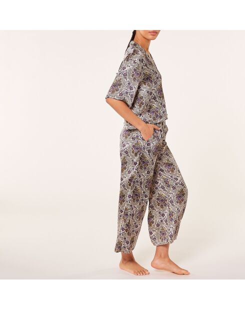 Reeva shirt met paarse achtergrondprint