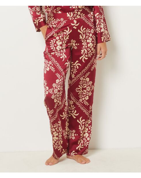 Bordeauxrode broek met granaatrode bloemen