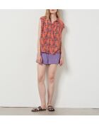 Felicita Shirt bedruckt mit Backsteinhintergrund