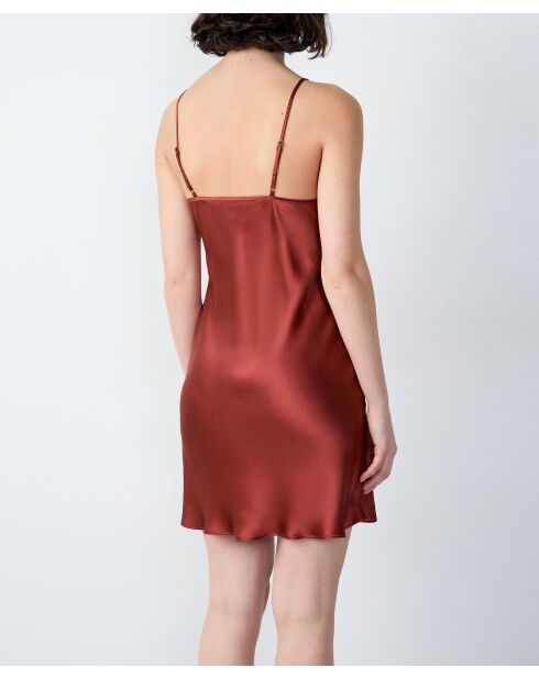 Milchbraunes Nachthemd