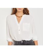 Een witte blouse van Maya