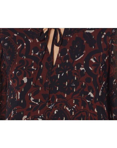 Nina Bluse gedruckt auf braunem Hintergrund