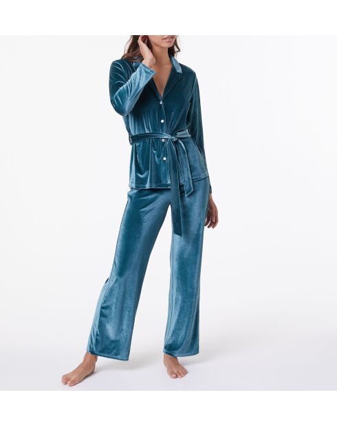 Samtiges, tannengrünes Hemd