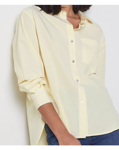 Een calinegeel zuurhemd