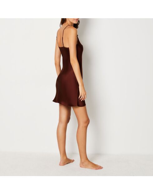 Nachthemd mit milchigem Burgundergranat