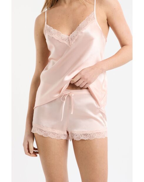 Milchige puderrosa Shorts