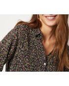 Bovila shirt gedrukt op een zwarte achtergrond